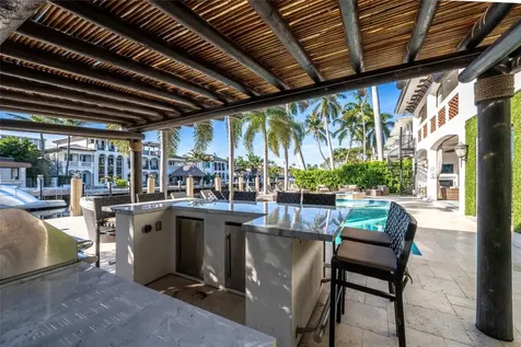 2430 Castilla Isle Fort Lauderdale FL 33301