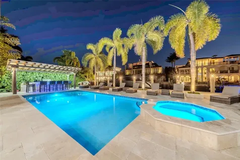 2430 Castilla Isle Fort Lauderdale FL 33301