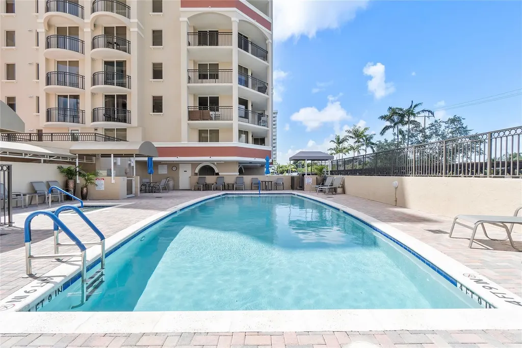 2011 N Ocean Boulevard Fort Lauderdale FL 33305