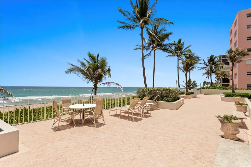 2917 S Ocean Boulevard Highland Beach FL 33487