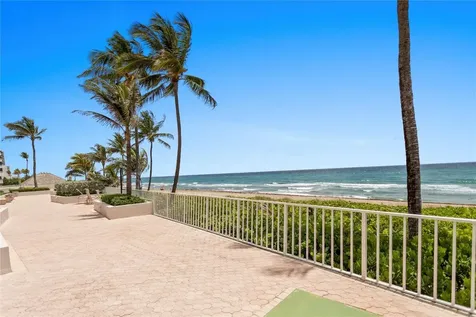 2917 S Ocean Boulevard Highland Beach FL 33487