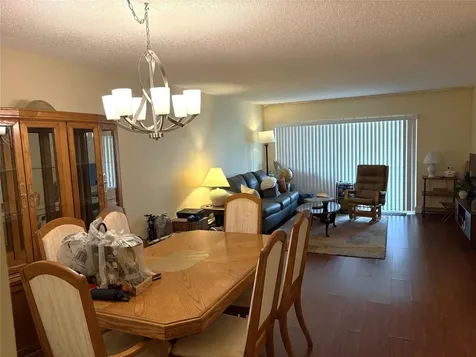3571 Inverrary Drive Lauderhill FL 33319