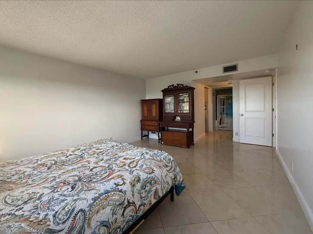 3200 Port Royale Drive Fort Lauderdale FL 33308