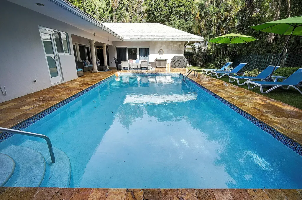 2325 Barcelona Drive Fort Lauderdale FL 33301