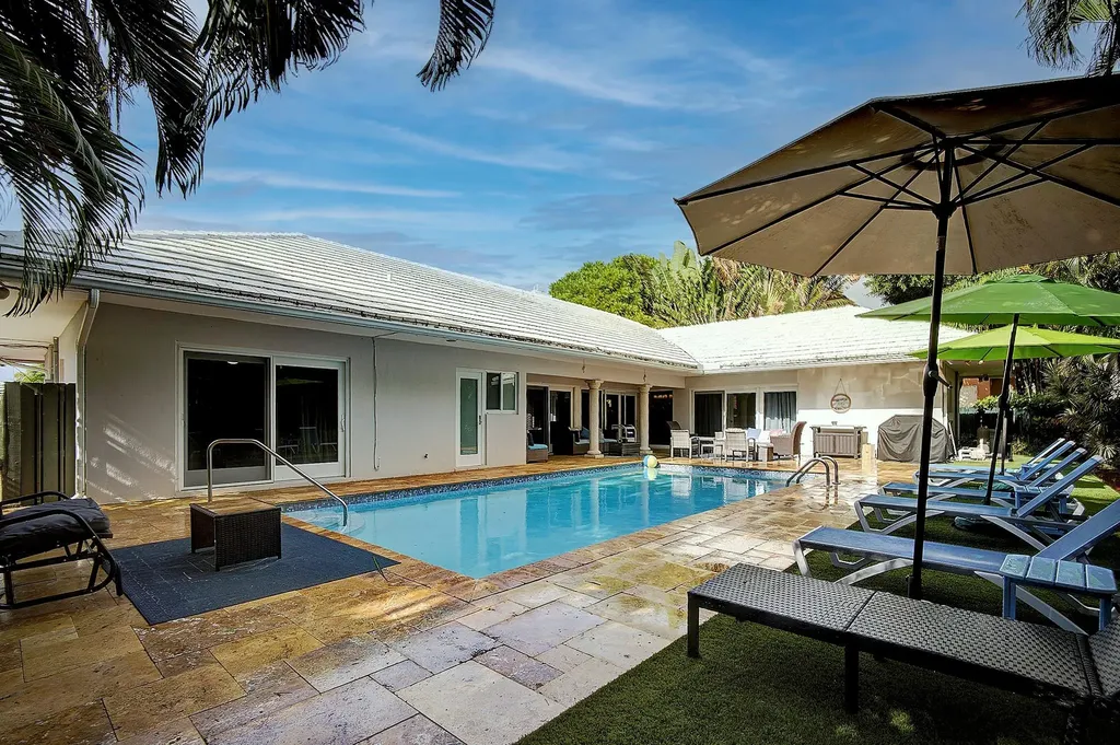 2325 Barcelona Drive Fort Lauderdale FL 33301