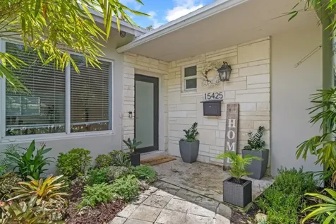 15425 SW 84th Court Palmetto Bay FL 33157