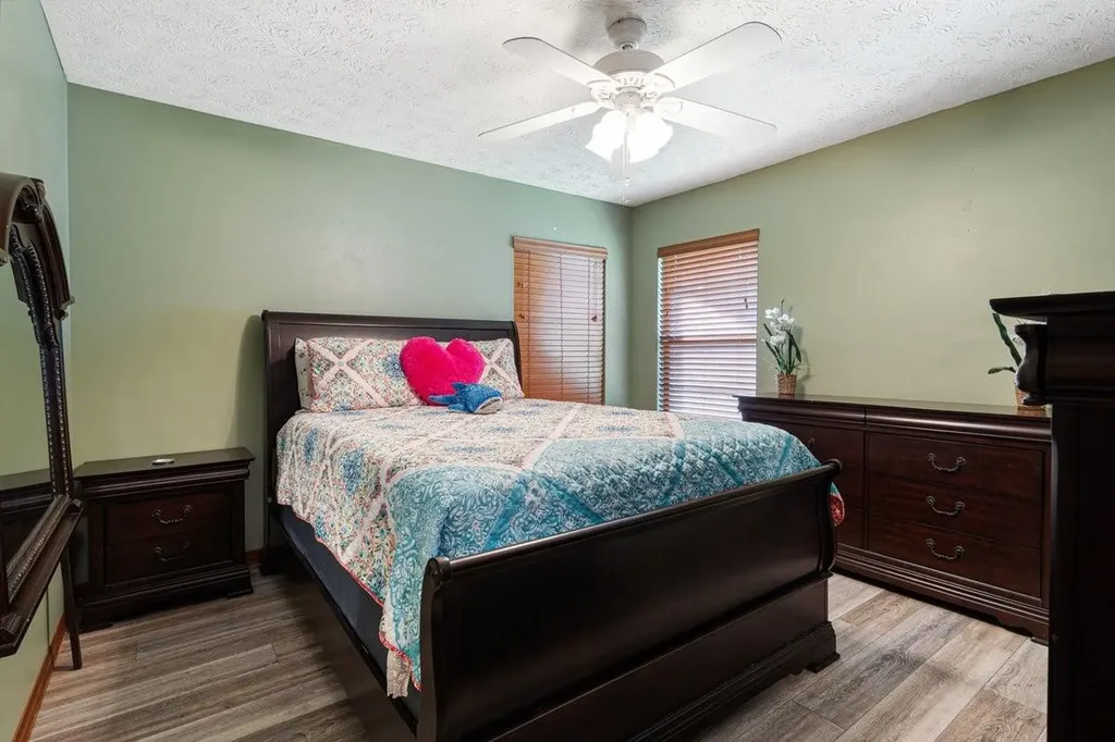 886 S E O'donnell Lane Port St Lucie FL 34983