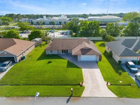 886 SE Odonnell Lane Port St Lucie FL 34983