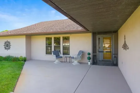 886 SE Odonnell Lane Port St Lucie FL 34983