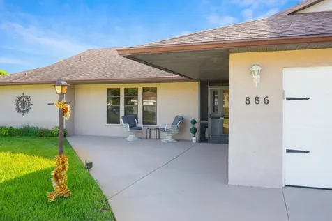 886 SE Odonnell Lane Port St Lucie FL 34983