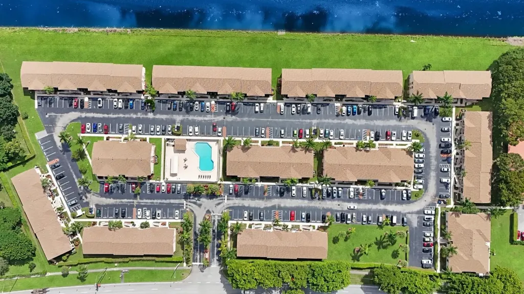 9466 Boca Cove Circle Boca Raton FL 33428