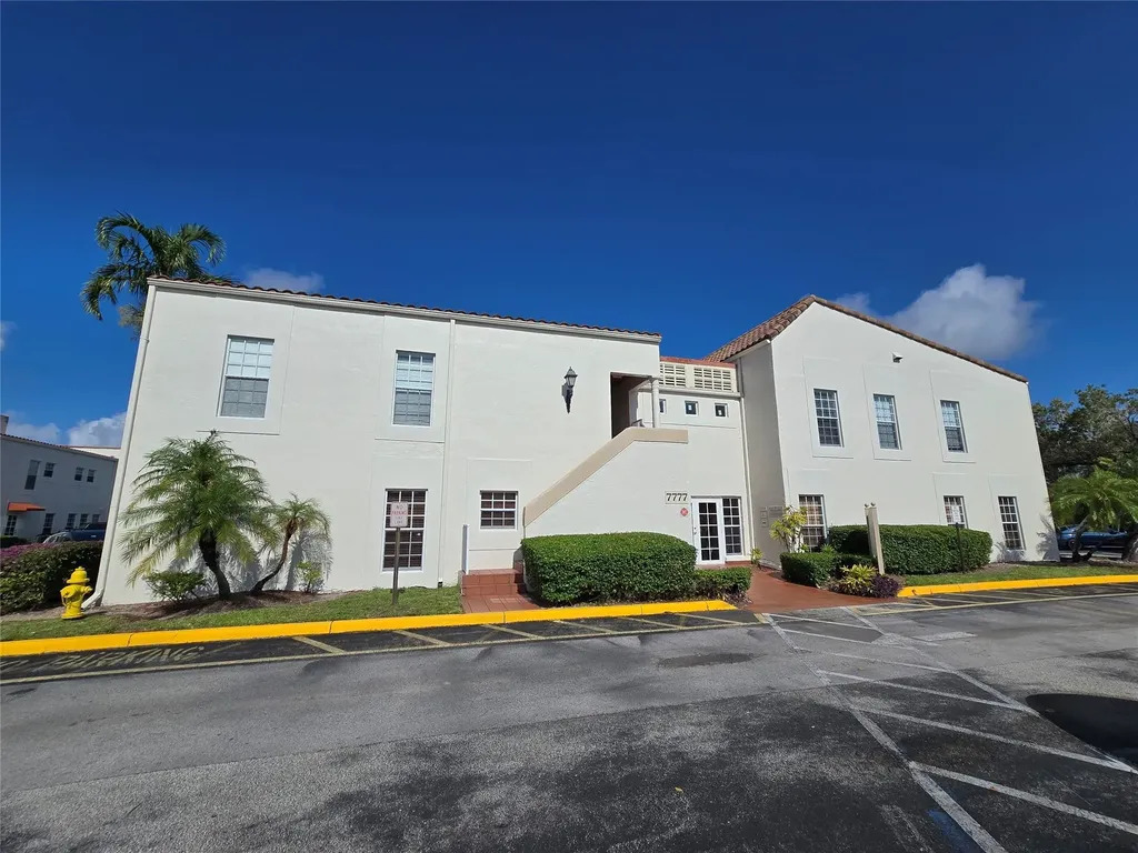 7777 N University Drive Tamarac FL 33321