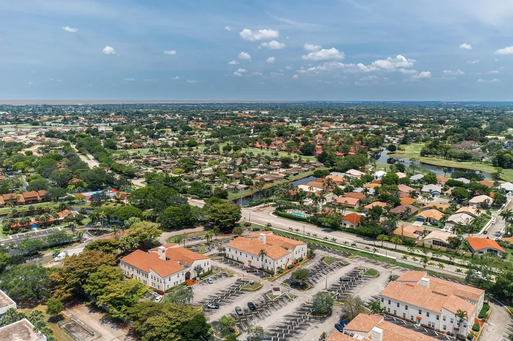 7777 N University Drive Tamarac FL 33321
