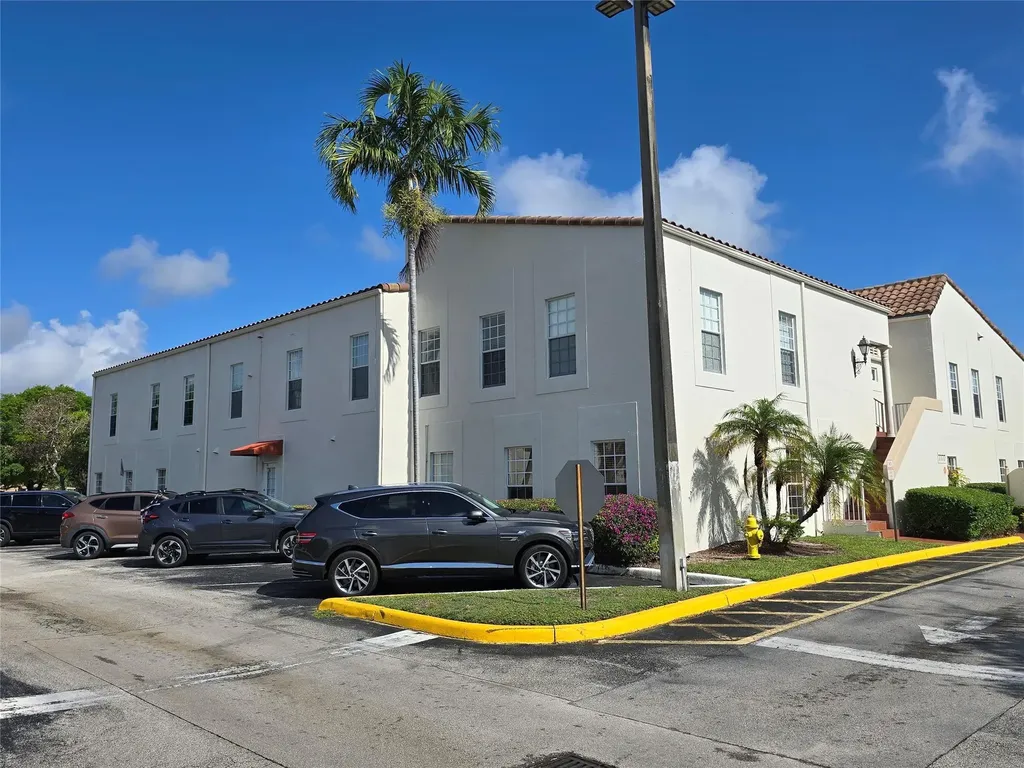 7777 N University Drive Tamarac FL 33321