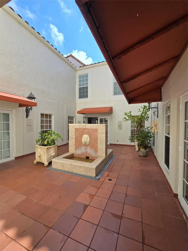 7777 N University Drive Tamarac FL 33321