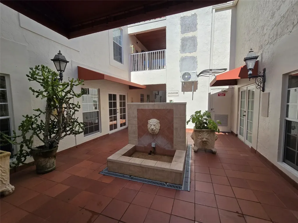 7777 N University Drive Tamarac FL 33321