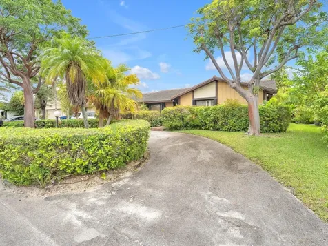20100 NE 10th Place Way Miami FL 33179