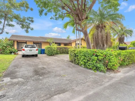 20100 NE 10th Place Way Miami FL 33179