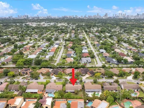 20100 NE 10th Place Way Miami FL 33179