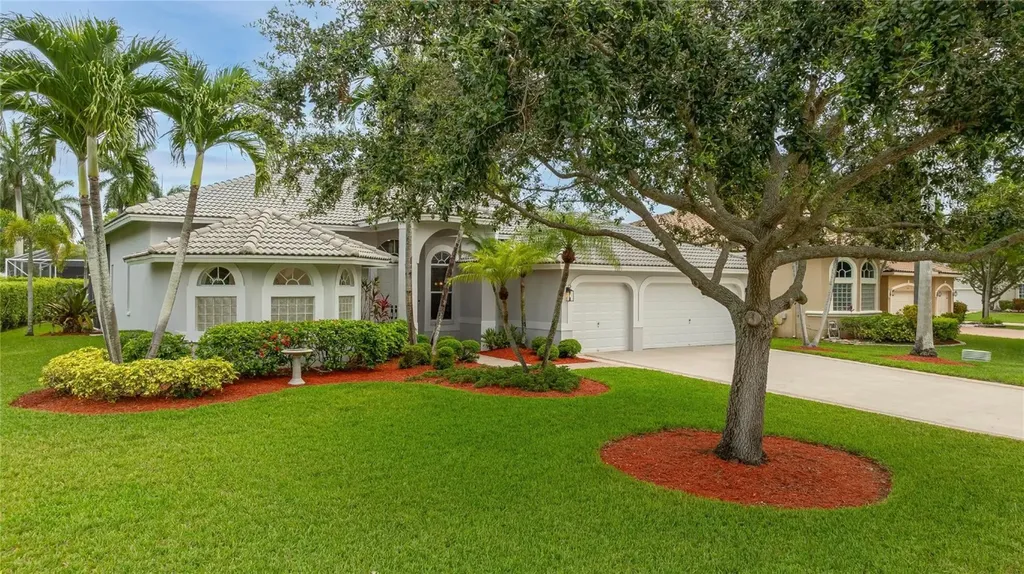 4940 Kensington Circle Coral Springs FL 33076