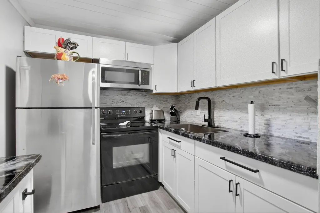 435 Durham O Deerfield Beach FL 33442