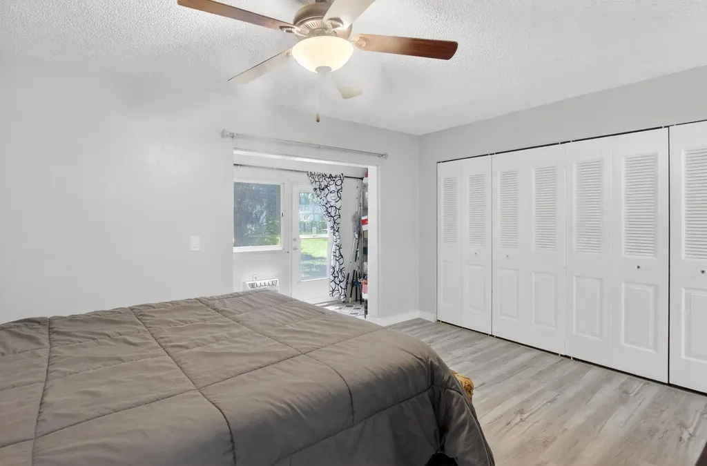 435 Durham O Deerfield Beach FL 33442