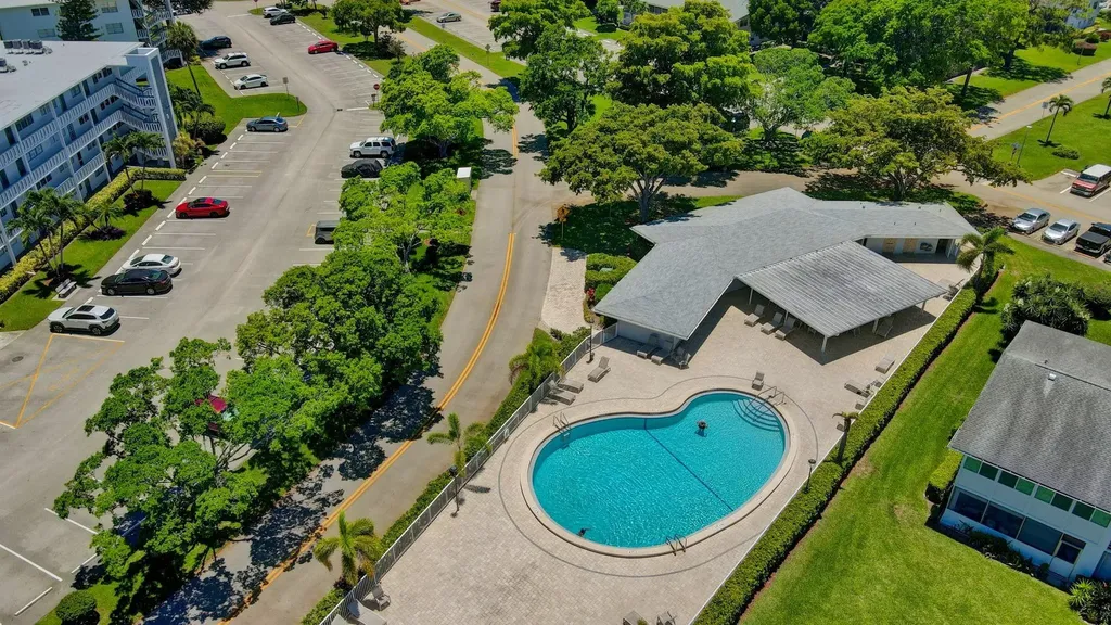435 Durham O Deerfield Beach FL 33442