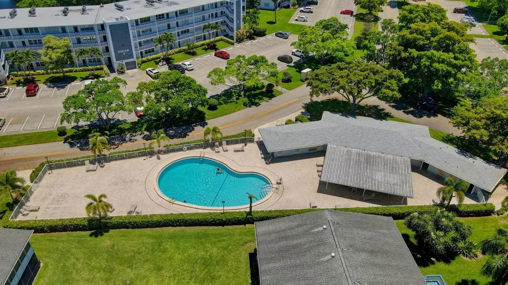 435 Durham O Deerfield Beach FL 33442