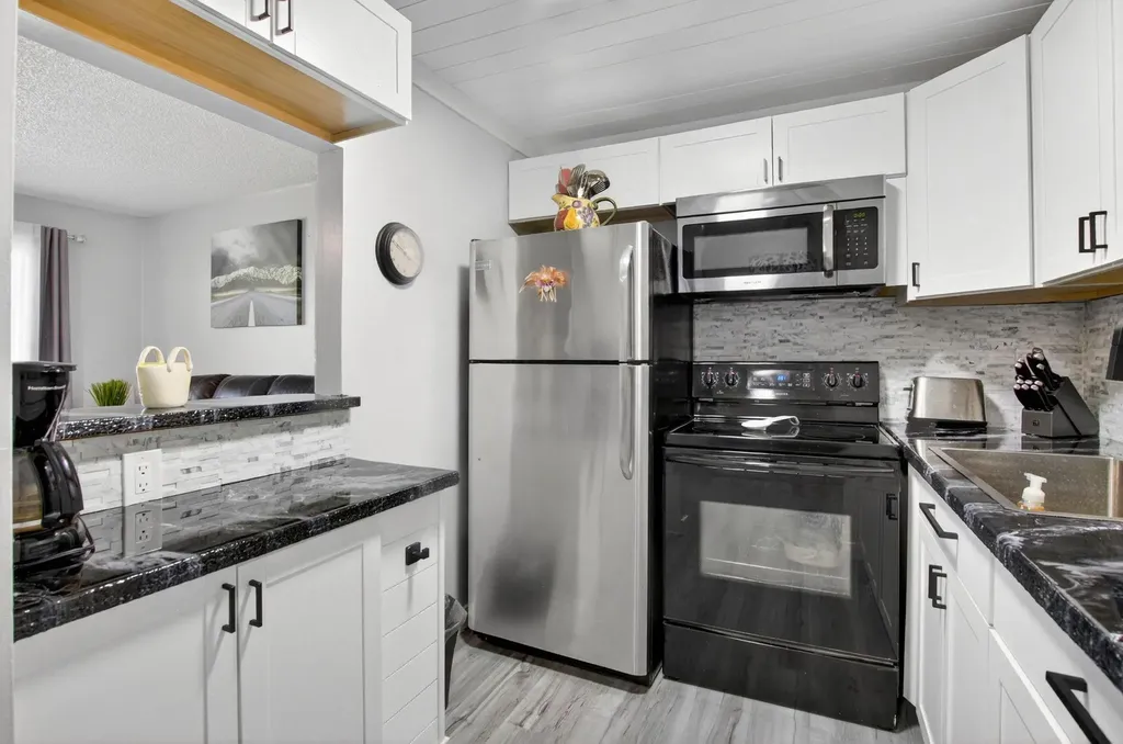 435 Durham O Deerfield Beach FL 33442