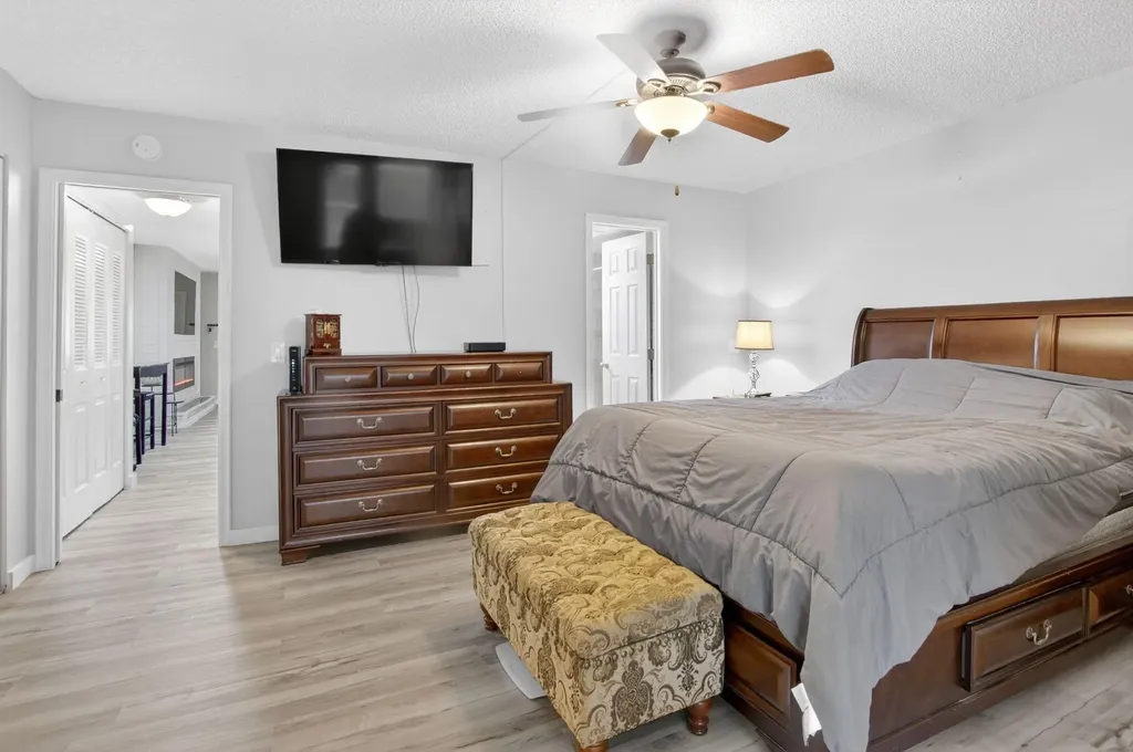 435 Durham O Deerfield Beach FL 33442