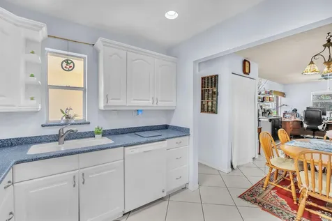 7460 SW 42nd Court Davie FL 33314