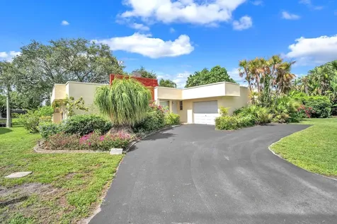 7460 SW 42nd Court Davie FL 33314