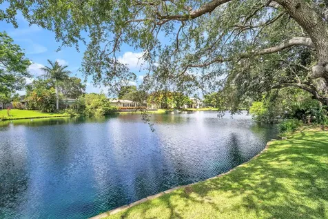 7460 SW 42nd Court Davie FL 33314