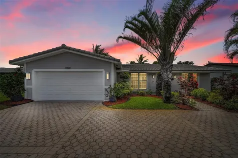 1800 N 50th Avenue Hollywood FL 33021