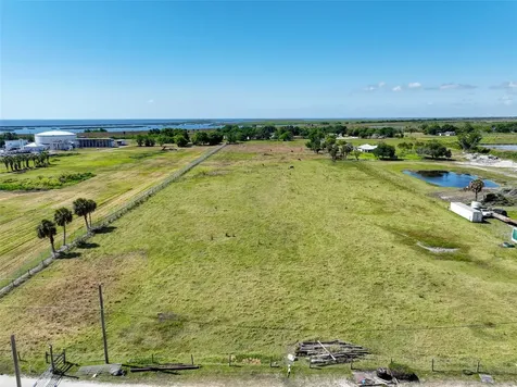 615 State Road 78 Okeechobee FL 34974