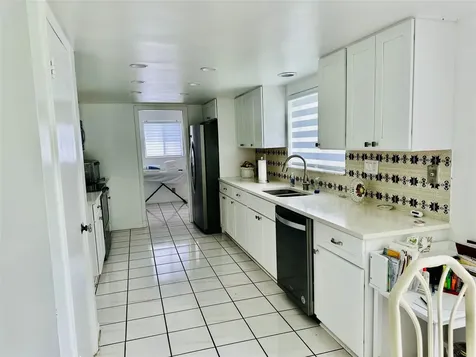 13309 NW 8th Court Sunrise FL 33325