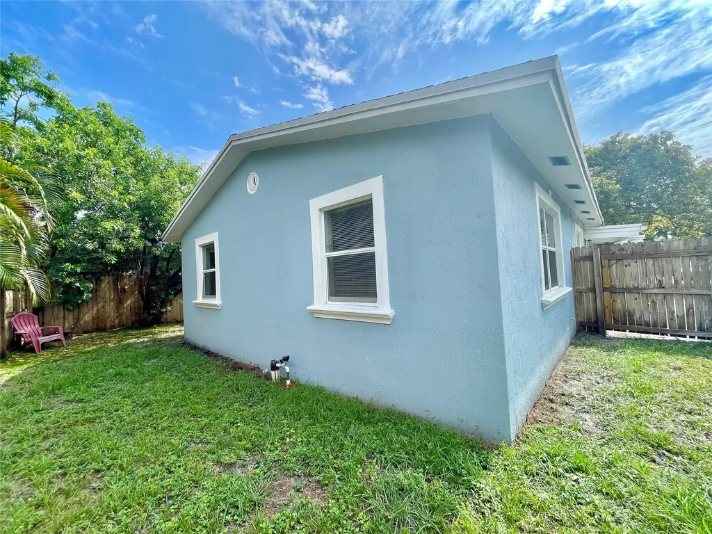 100 NE 12th Street Fort Lauderdale FL 33304