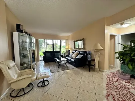 Lauderhill FL 33319