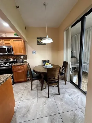 Lauderhill FL 33319