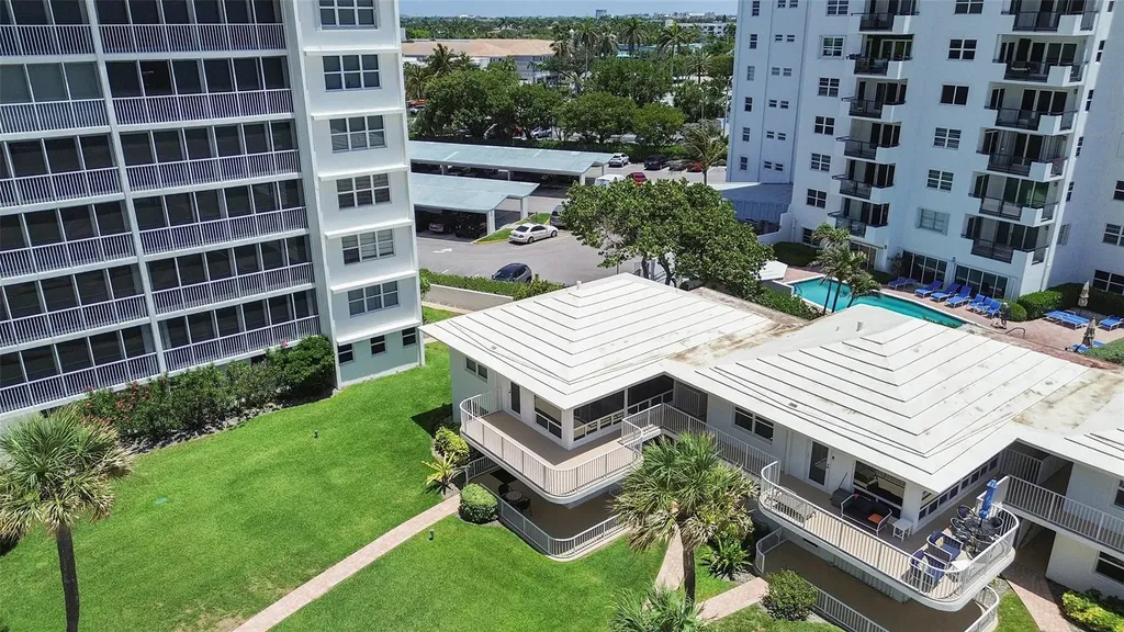1530 S Ocean Boulevard Pompano Beach FL 33062