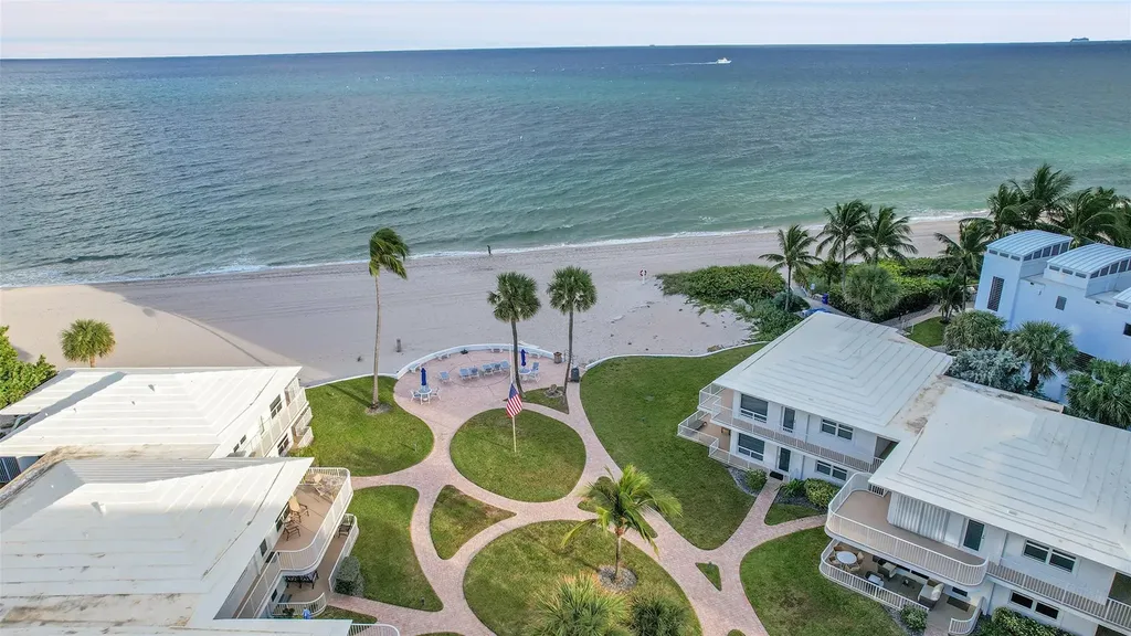 1530 S Ocean Boulevard Pompano Beach FL 33062
