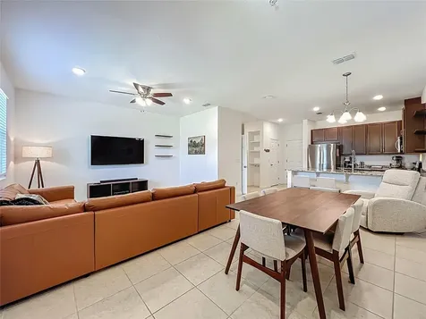11785 Tidal Alley Orlando FL 32832