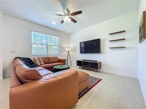 11785 Tidal Alley Orlando FL 32832
