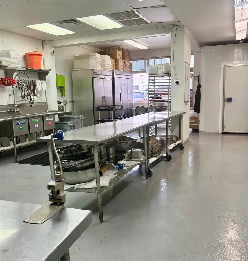 7188 SW 47th Street Miami FL 33155