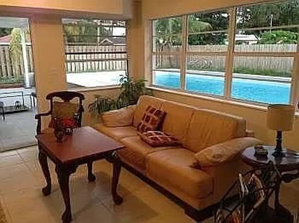 236 E 56th Street Hialeah FL 33013