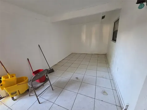 5204 NW 15th Court Lauderhill FL 33313