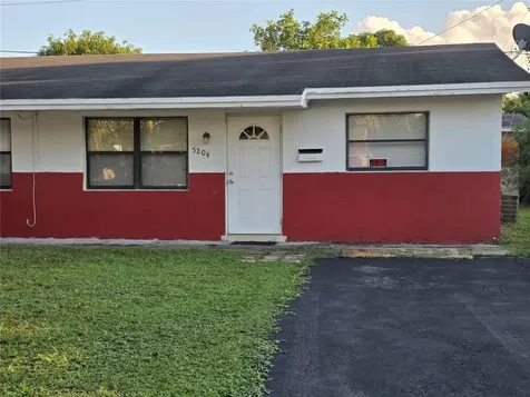 5204 NW 15th Court Lauderhill FL 33313