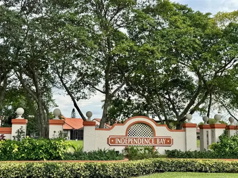 84 Centennial Court Deerfield Beach FL 33442