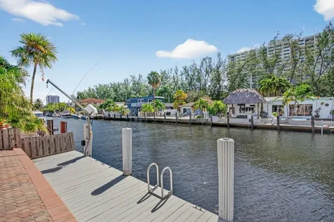 2534 SE 14th Street Pompano Beach FL 33062