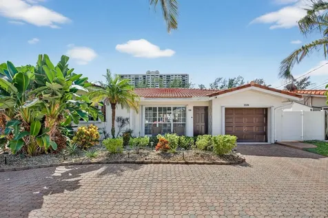 2534 SE 14th Street Pompano Beach FL 33062